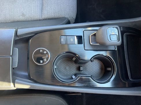 Certified 2022 Nissan Rogue SV image 25