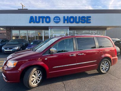 Used 2014 Chrysler Town & Country Touring-L
