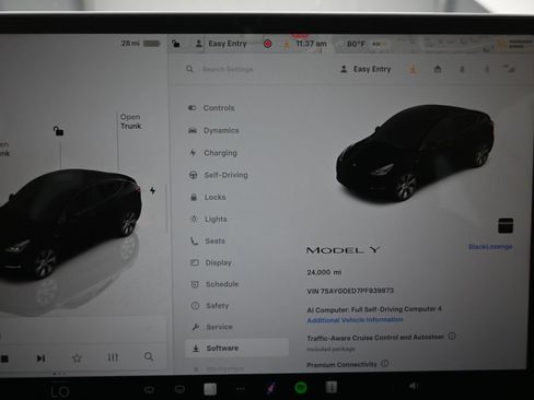 Used 2023 Tesla Model Y 2WD image 14