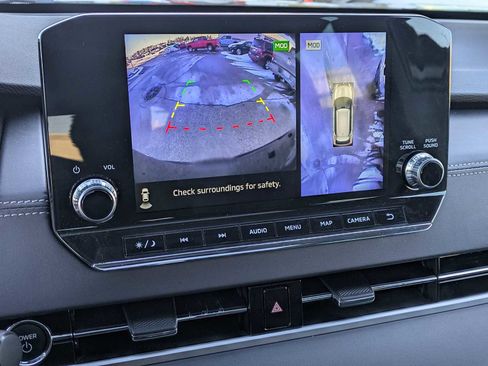 Used 2023 Mitsubishi Outlander SE image 30