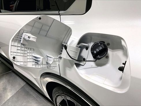 Used 2025 Kia K4 GT-Line Turbo image 43