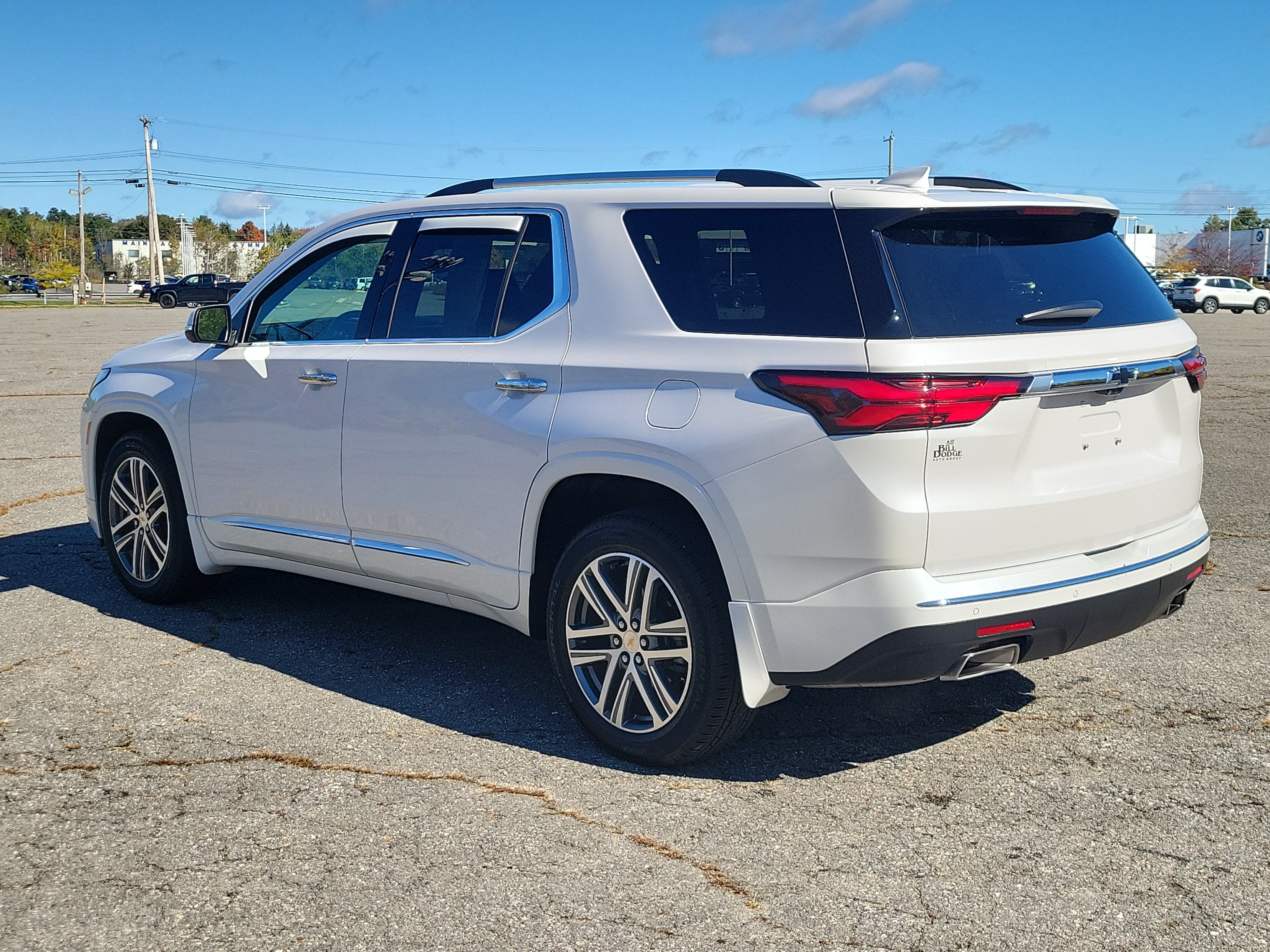 Used 2023 Chevrolet Traverse High Country w/ LPO, Floor Liner Package AWD/4WD image 7