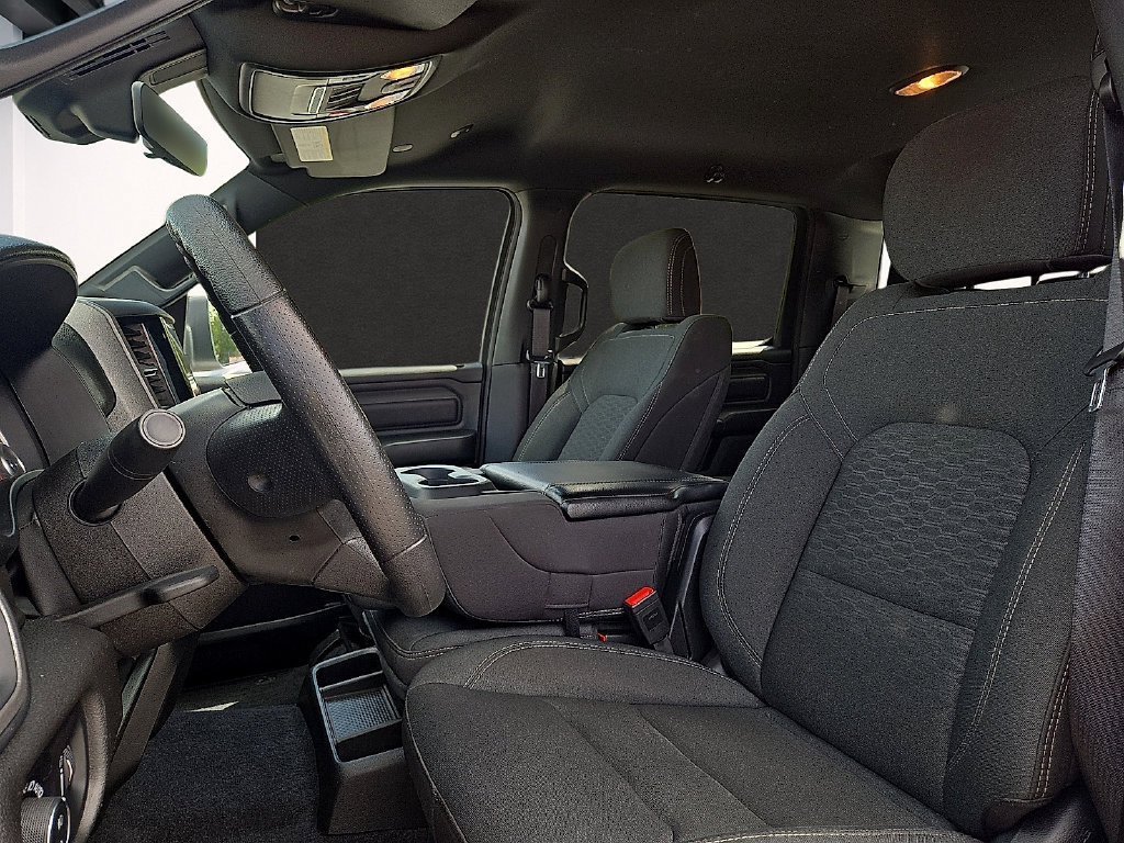 Used 2025 RAM 1500 Warlock AWD/4WD image 12