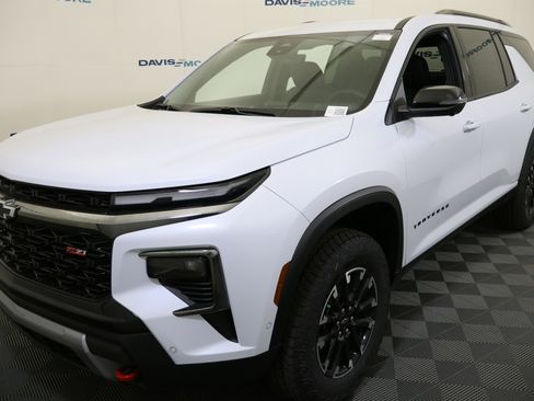 New 2026 Chevrolet Traverse Z71 AWD/4WD image 12
