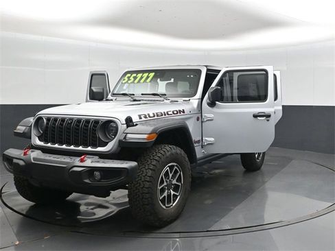 Used 2024 Jeep Wrangler Unlimited Rubicon w/ Technology Group image 45