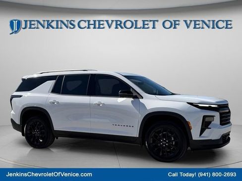 New 2026 Chevrolet Traverse LT w/ Midnight/Sport Edition image 2