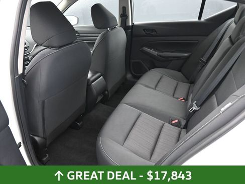 Used 2024 Nissan Altima 2.5 S FWD image 18