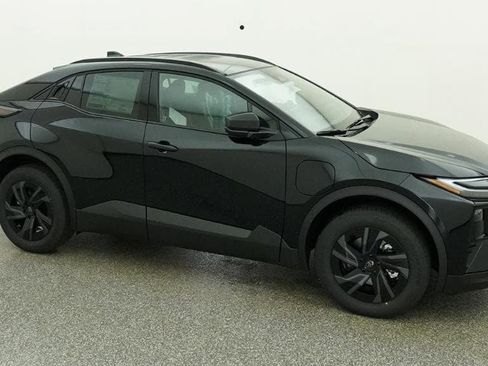 New 2026 Toyota C-HR AWD/4WD image 12