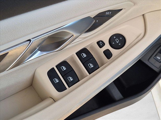 Used 2020 BMW 330i Sedan w/ Convenience Package RWD image 14