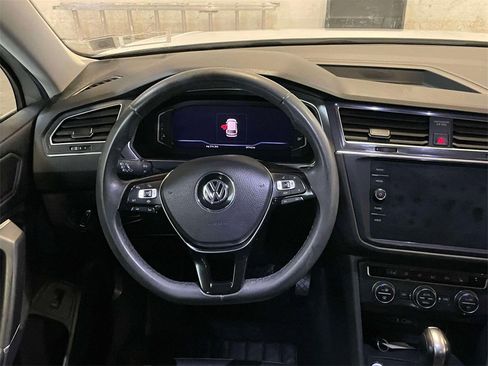 Used 2022 Volkswagen Taos S image 14