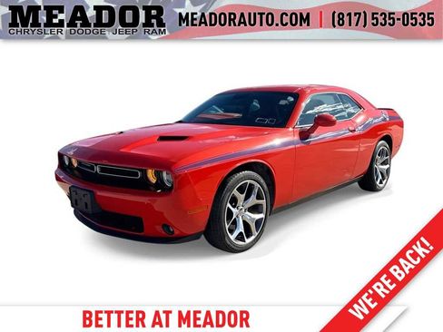 Used 2016 Dodge Challenger SXT Plus image 1