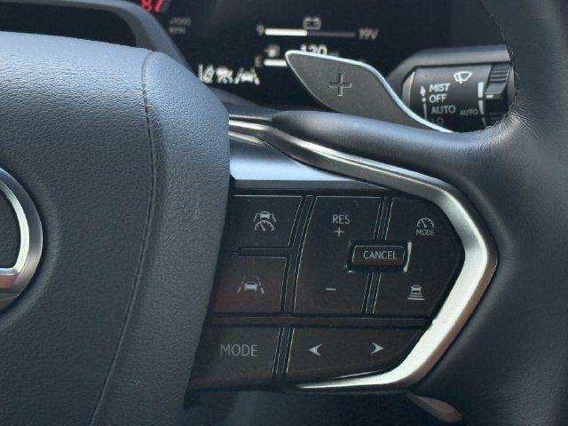 Used 2025 Lexus GX 550 w/ Accessory Package (2T) AWD/4WD image 15