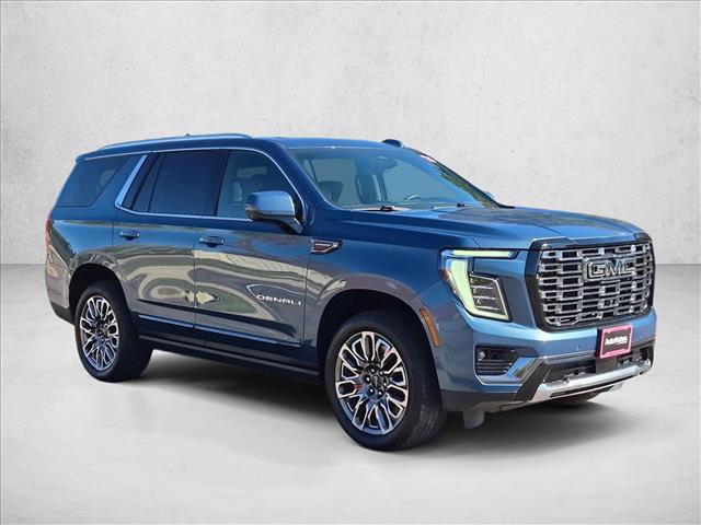 Certified 2025 GMC Yukon Denali Ultimate AWD/4WD image 3