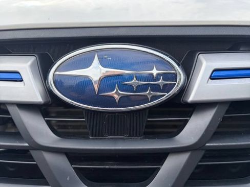 Used 2023 Subaru Crosstrek Hybrid AWD/4WD image 9
