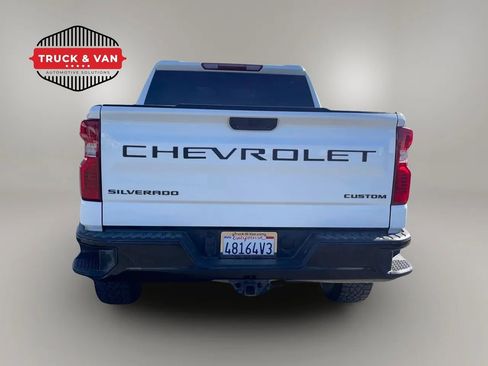 Used 2023 Chevrolet Silverado 1500 Custom Trail Boss AWD/4WD image 6