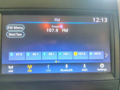 Used 2021 Nissan Frontier SV RWD image 25