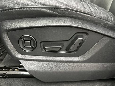 Used 2021 Audi Q7 3.0T Premium Plus w/ Premium Plus Package AWD/4WD image 10