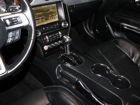 Used 2015 Ford Mustang Premium RWD image 22