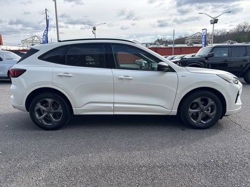 Used 2024 Ford Escape ST-Line w/ Tech Pack #1 image 4