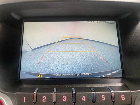 Used 2017 GMC Terrain SLE image 22