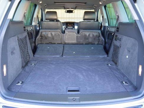 Used 2009 Volkswagen Touareg VR6 image 36