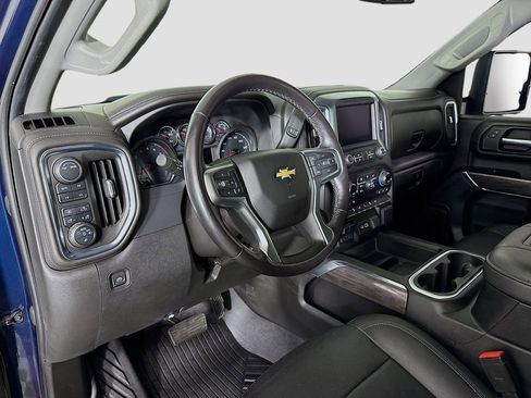 Used 2021 Chevrolet Silverado 2500 LTZ w/ LTZ Convenience Package image 9