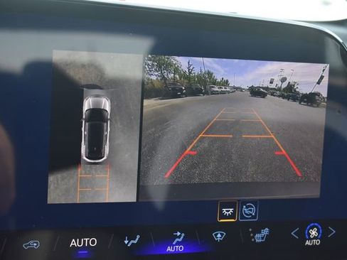 New 2026 Chevrolet Blazer EV LT AWD/4WD image 32