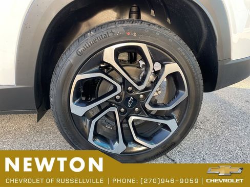 New 2026 Chevrolet Trax RS w/ Sunroof Package FWD image 53