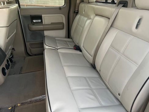 Used 2008 Lincoln Mark LT 4x4 image 17