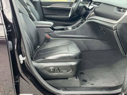 Used 2022 Jeep Grand Cherokee L Limited w/ Luxury Tech Group II image 26