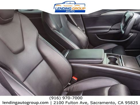 Used 2021 Tesla Model S Plaid image 12