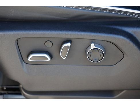 Used 2024 GMC Sierra 2500 AT4X AWD/4WD image 23