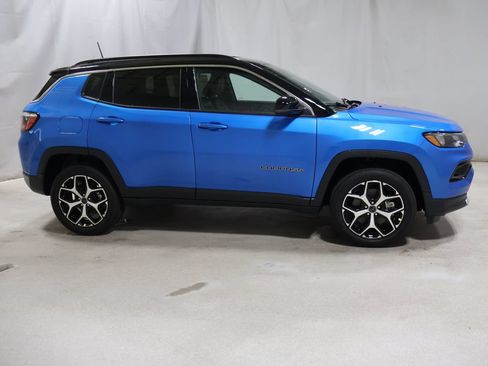 New 2026 Jeep Compass Limited AWD/4WD image 8