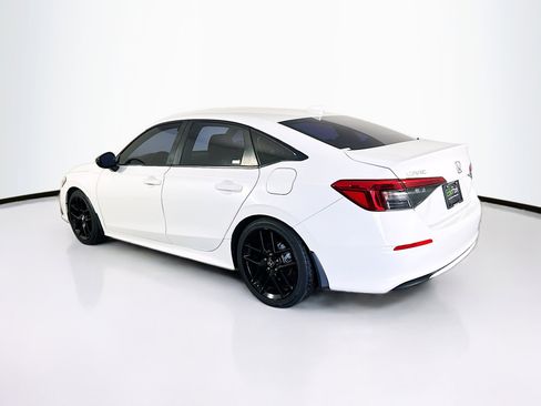 Used 2023 Honda Civic Sport image 5