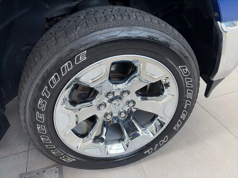 Used 2019 RAM 1500 Big Horn AWD/4WD image 6