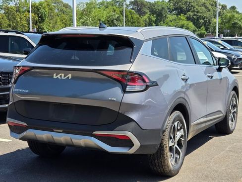 Used 2023 Kia Sportage EX AWD/4WD image 4