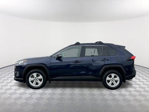 Used 2021 Toyota RAV4 XLE w/ Convenience Package image 11
