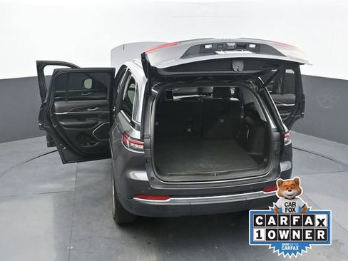 Used 2022 Jeep Grand Cherokee Limited image 73