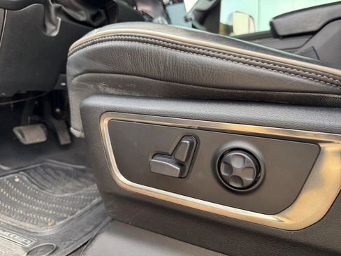 Used 2019 RAM 1500 Limited w/ Advanced Safety Group AWD/4WD image 21