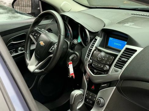 Used 2014 Chevrolet Cruze LT FWD image 10