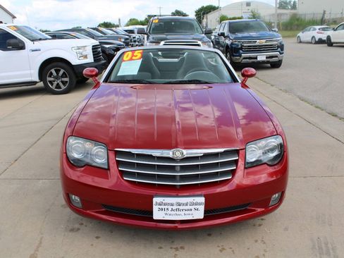 Used 2005 Chrysler Crossfire Limited RWD image 3