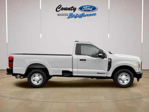 New 2025 Ford F350 XL w/ 360-Degree Camera Package RWD image 23
