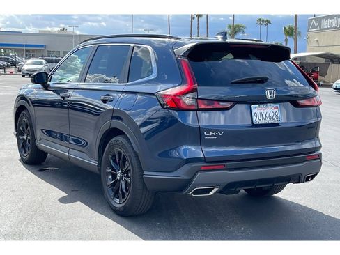 Used 2025 Honda CR-V Sport image 3