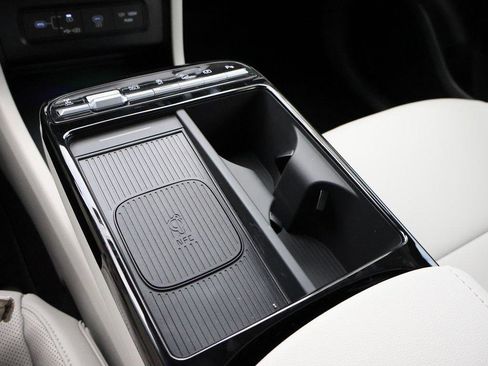 New 2026 Hyundai Tucson Limited image 42