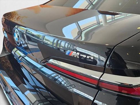 Used 2025 BMW i7 M70 AWD/4WD image 6