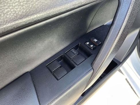 Used 2015 Toyota Corolla S image 16