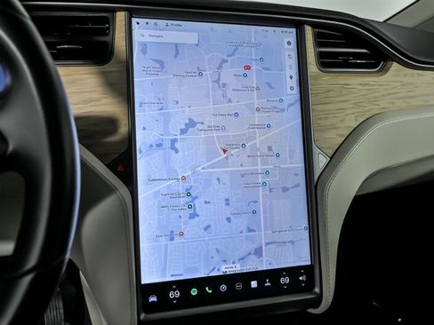 Used 2018 Tesla Model X 75D image 31