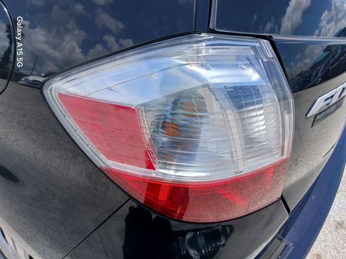 Used 2010 Honda Fit image 12