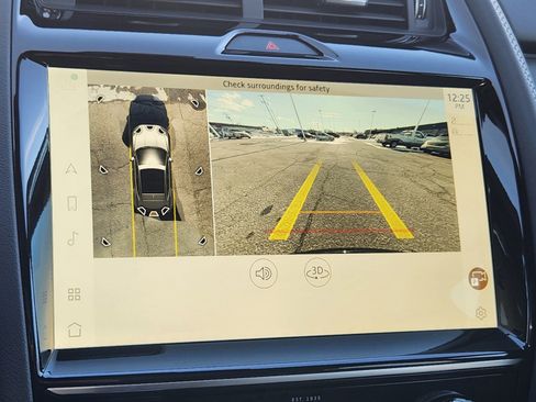 New 2024 Jaguar E-PACE R-Dynamic SE image 27