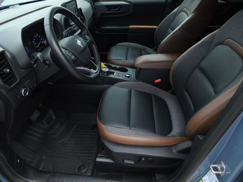 Used 2024 Ford Bronco Sport Outer Banks AWD/4WD image 11